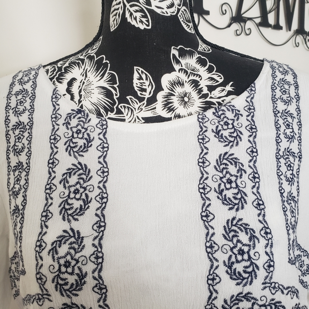 Alya Boho inspired dress - Picture 3 of 10